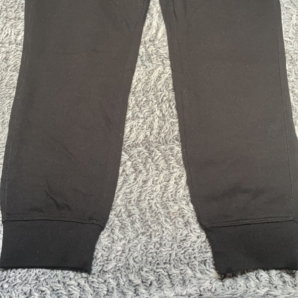 Calvin Klein Joggers NWOT - Picture 3 of 4